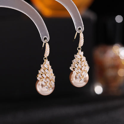 Elegant Waterdrop Pearl Geometric Earrings